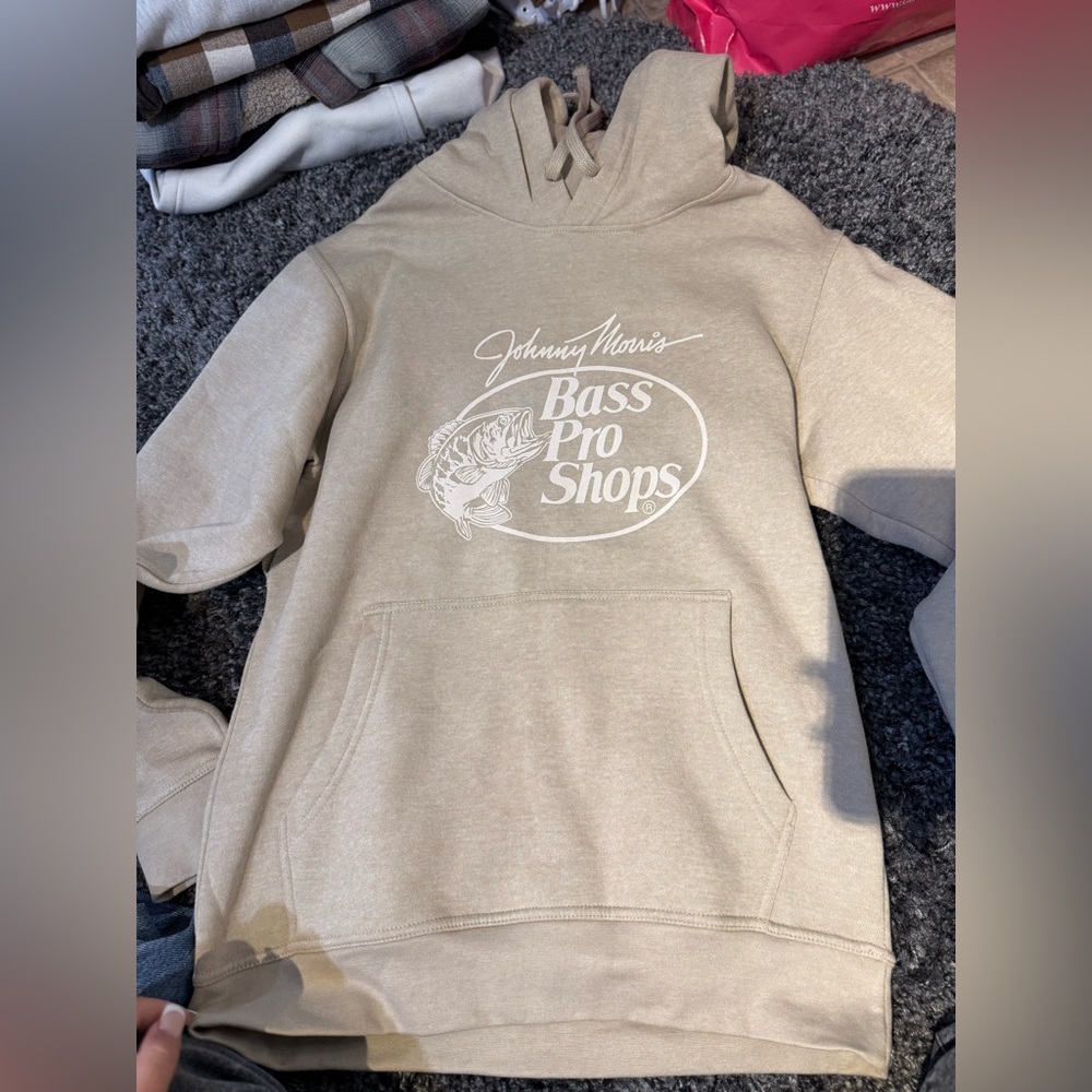 Bass pro shop hoodie